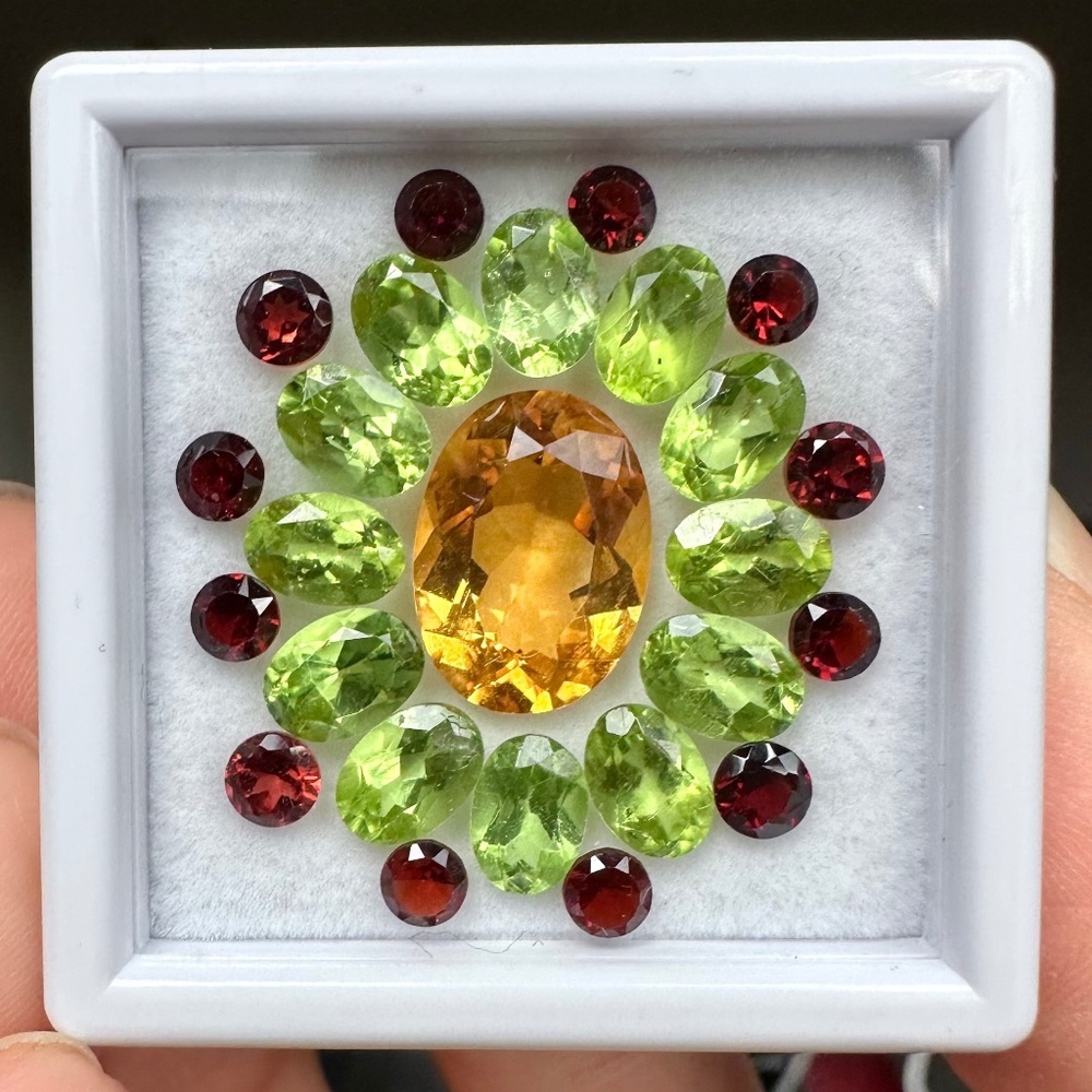 🌻 CURATED SUNBURST 19.225 ctw Gemstone Layout ✨ Citrine Peridot Garnet